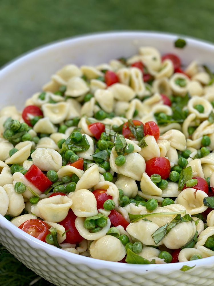 Summer Pasta with Tomatoes & Peas recipe by Nut Crumbs